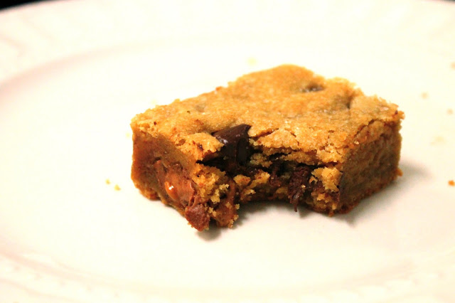Salted Brown Butter Milky Way Chocolate Chip Cookie Bars